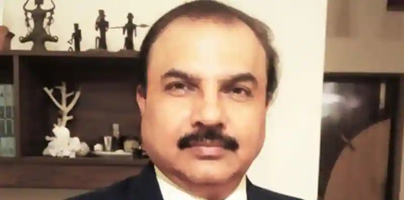 Prof. (Dr.) Mukesh Kumar - Academician